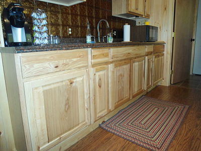 Hickory Kitchen Cabinets Information